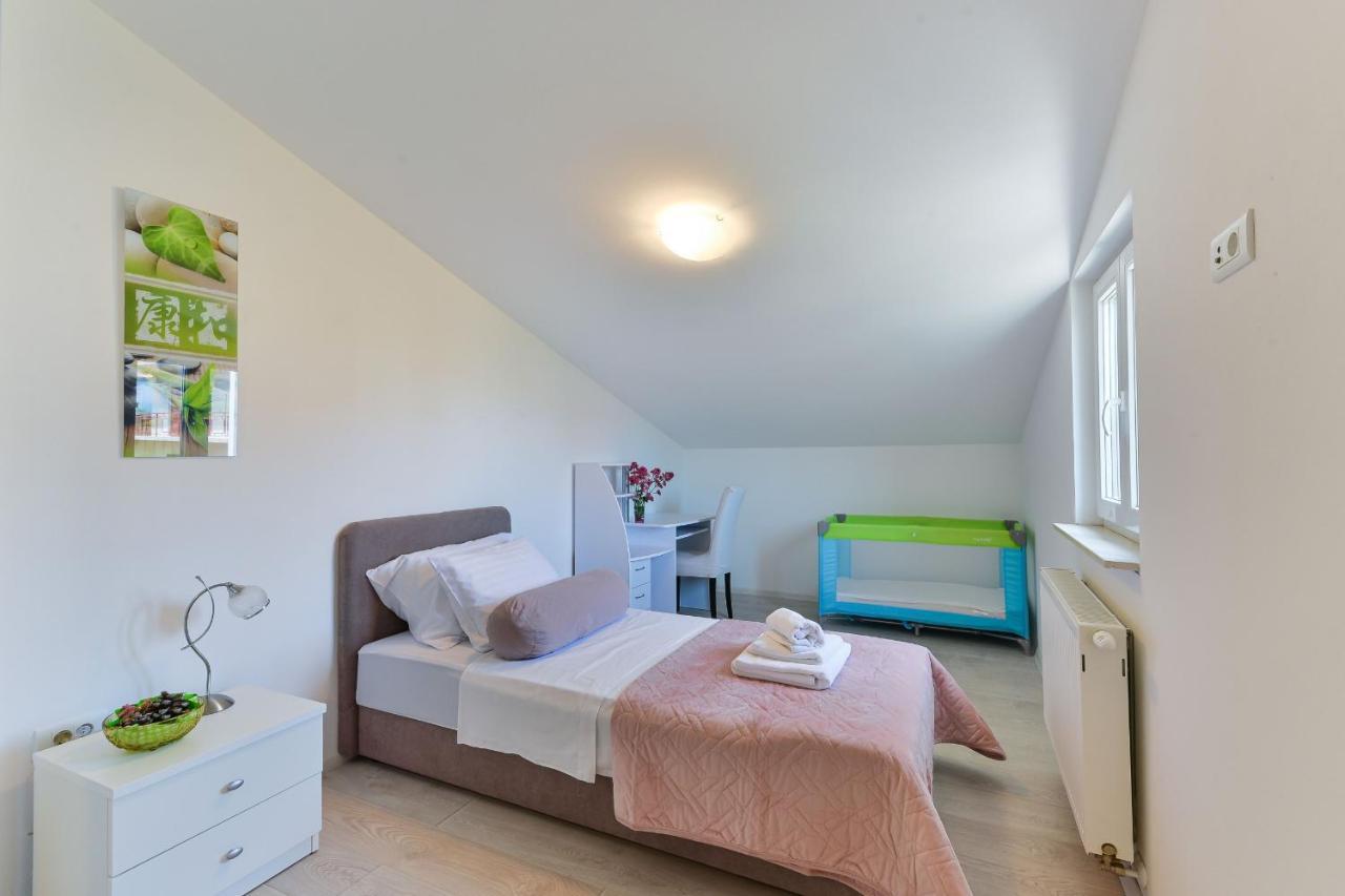 Villa Solis Zara Esterno foto