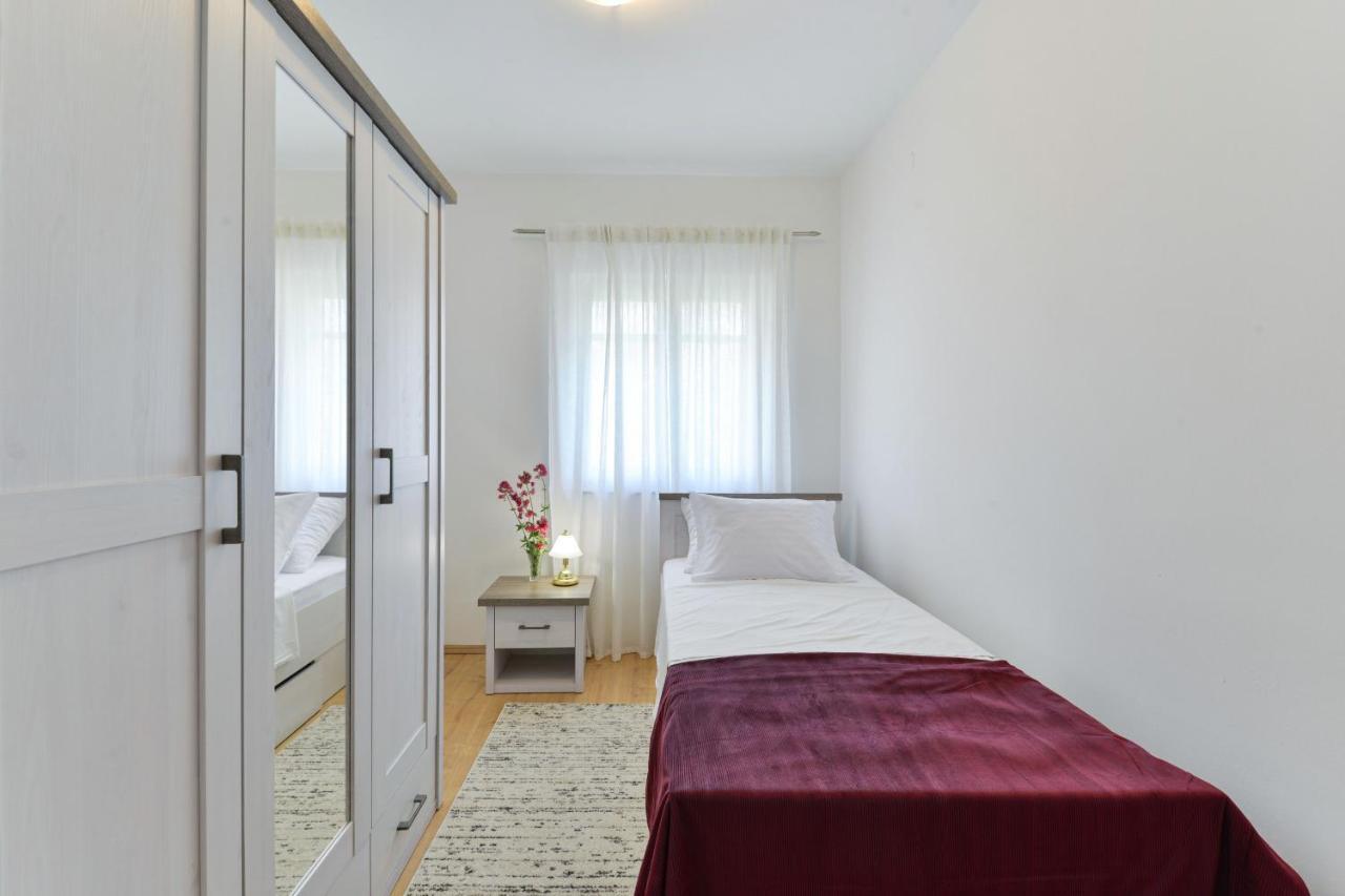 Villa Solis Zara Esterno foto